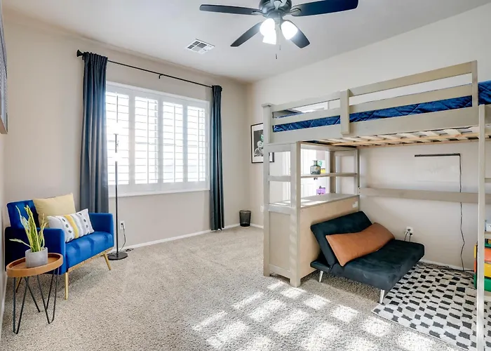 Holiday home Family-friendly Retreat W/ Pool - Near Westgate! *
