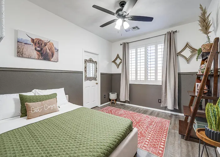 Family-friendly Retreat W/ Pool - Near Westgate!