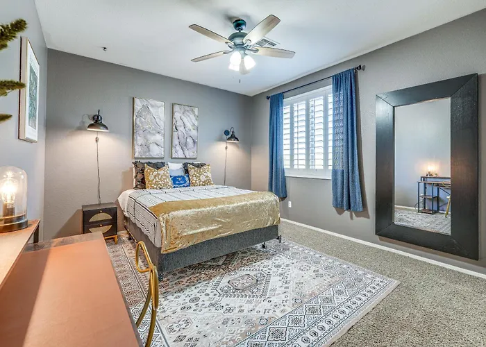 Holiday home Family-friendly Retreat W/ Pool - Near Westgate! *
